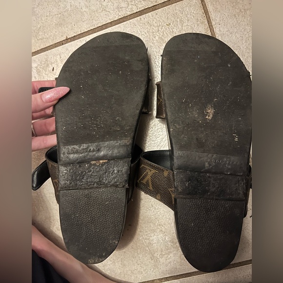 Used Louis Vuitton mule sandals - Picture 5 of 5